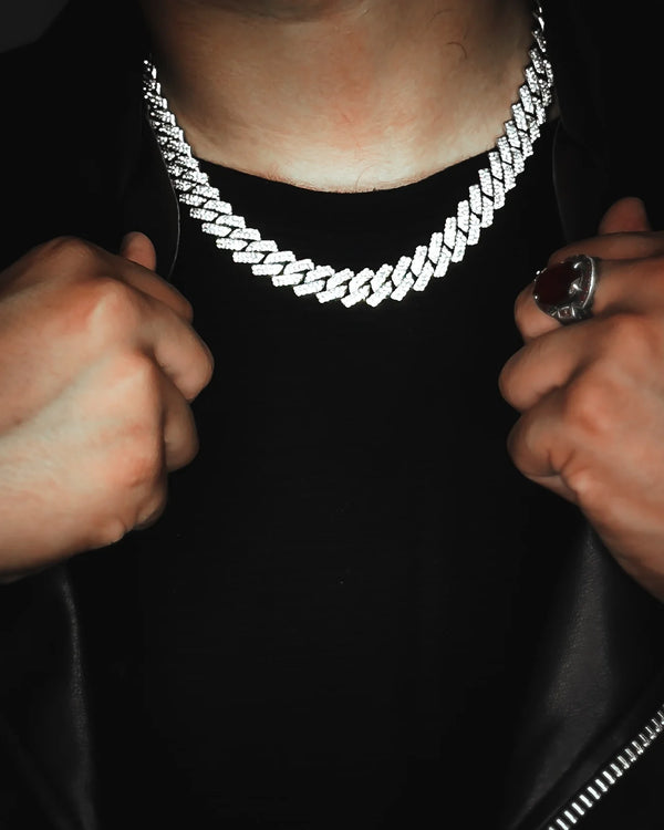 The Iconic Cuban Chain